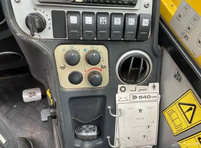 رافعة تلسكوبية جيى سي بي 170-540 2006 JCB موديل 10