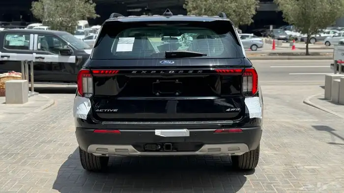 فورد اكسبلورر كمفورت أكتيف 2025 5