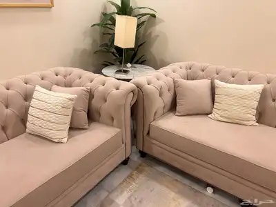 3 كنبات مع 4 طاولات طاولتين رخام وطاولتين رخام زاويه 2