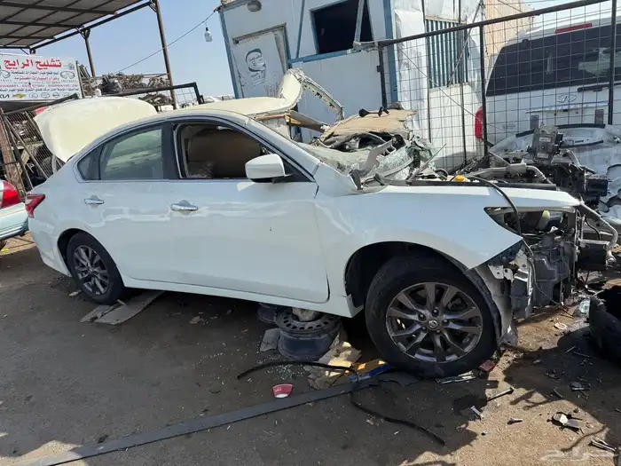 نيسان آلتيماء قطع غيار 2
