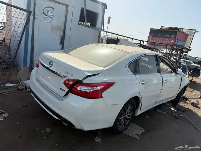نيسان آلتيماء قطع غيار 1
