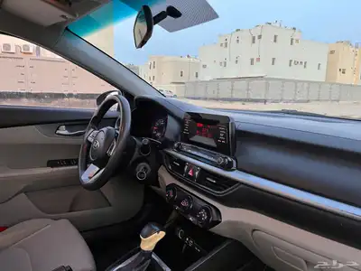 السيارة مباعه كيا سريتو 7