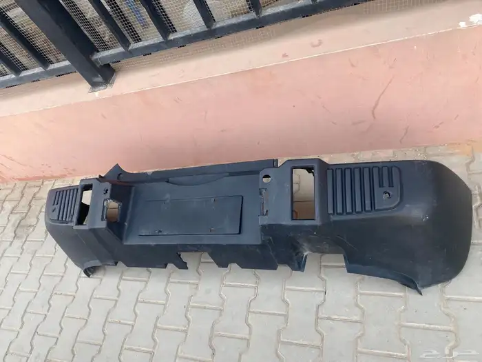 يتوفر صدام خلفي جيتور T2 2023 2