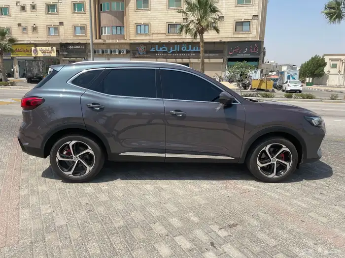 ام جي اتش اس 2024 تروفي MG HS 6