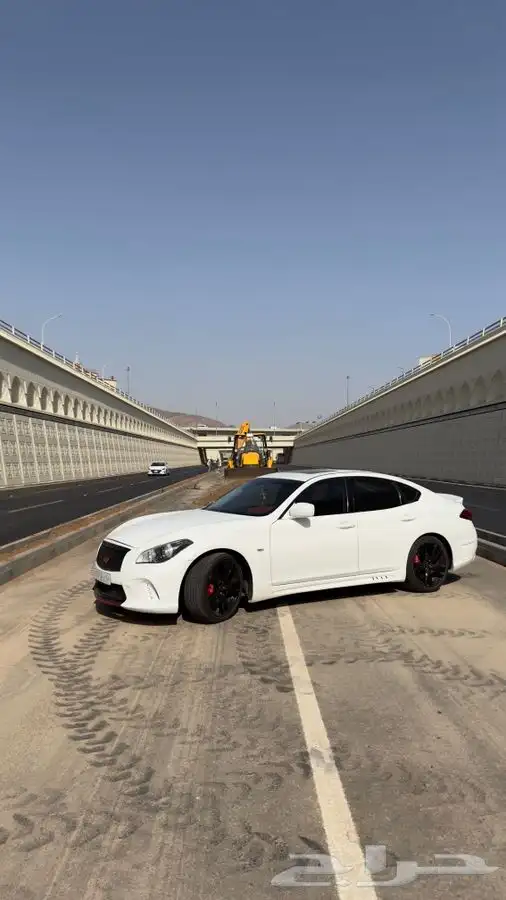 انفنتي Q70 Infiniti Q70 للبيع او البدل 7