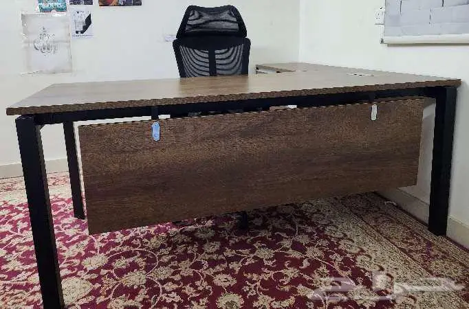 مكتب حرف L 1