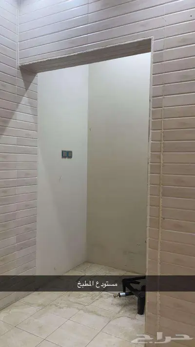 عمارة للبيع مكونه من فيلا واربع شقق 13