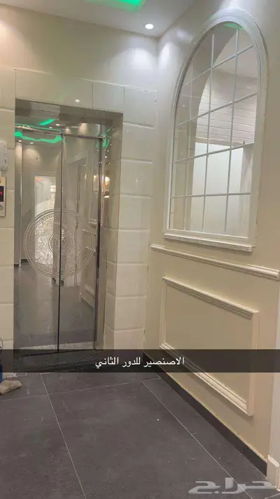عمارة للبيع مكونه من فيلا واربع شقق 11