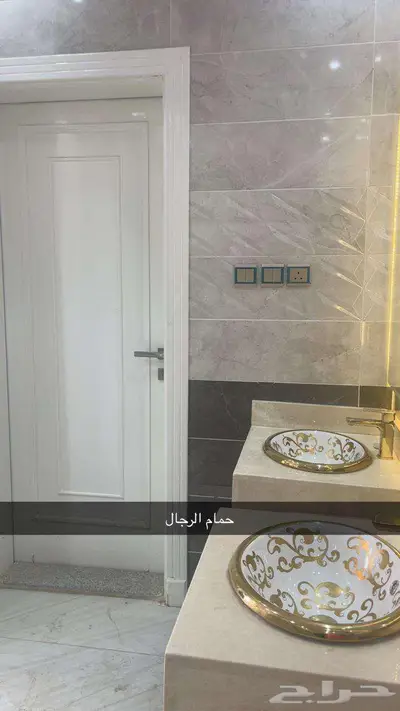عمارة للبيع مكونه من فيلا واربع شقق 8
