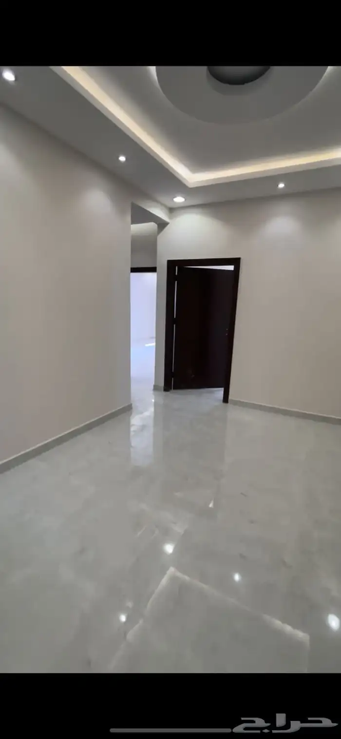 فيلا للبيع بحي الروضة 3