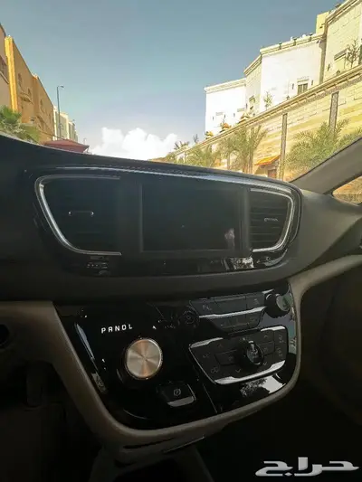 للبيع كرايسلر باسيفيكا 2020 (ضمان ممدد لغاية 2028) 3