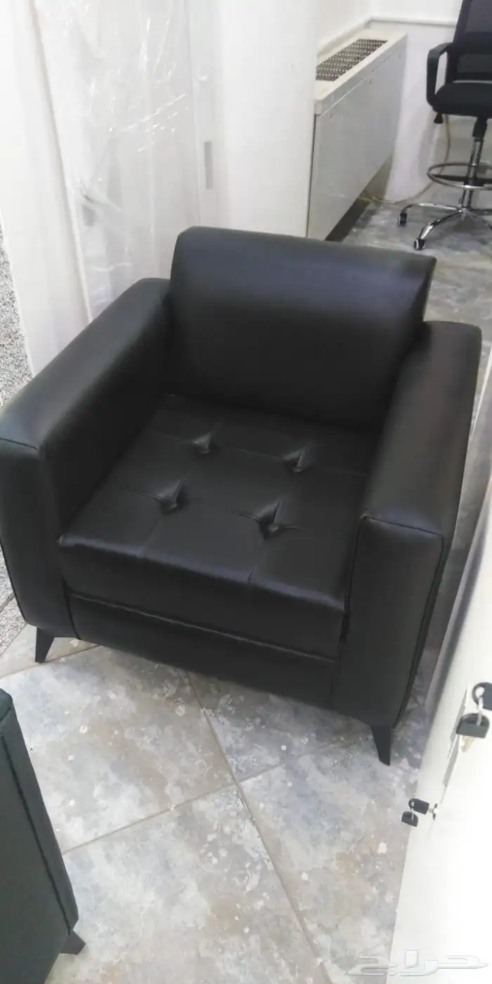 كنب جلد خمسة نفر كنب جلده نفر. 13