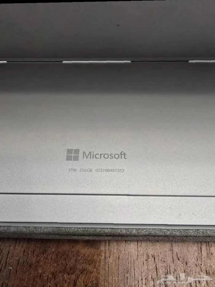 للبيع Surface Pro 6 5