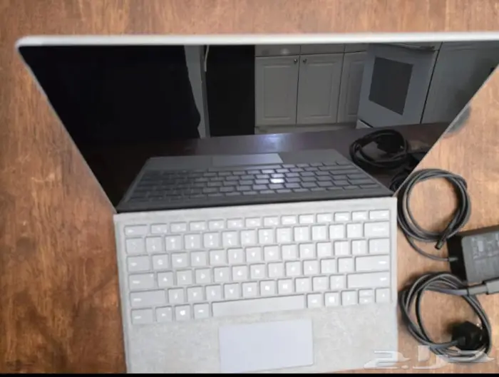 للبيع Surface Pro 6 1