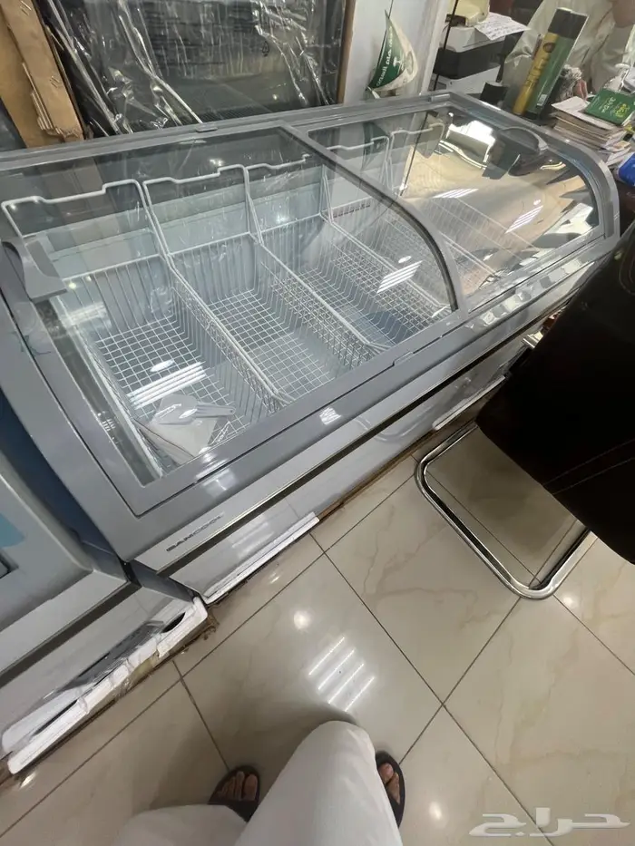 عرض فريزر زجاج 3