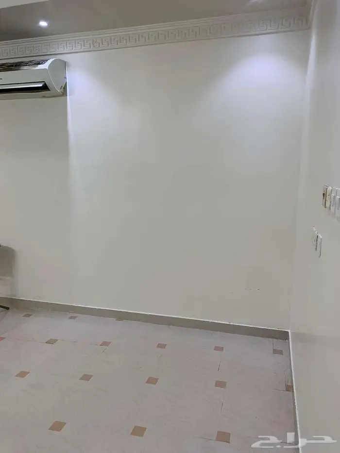 للبيع فيلا درج داخلي 300م في الرياض حي اشبيلية عرض رقم H694 19