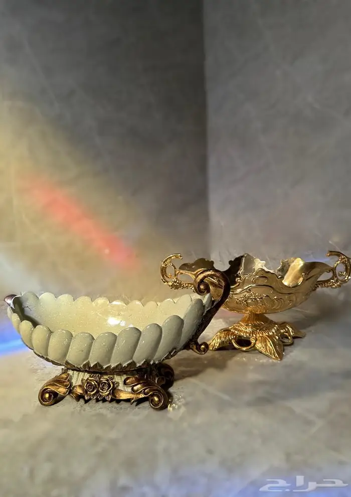 للبيع مجموعة إكسسوارات ديكور أنيقة ونظيفة بحالة ممتازة 1