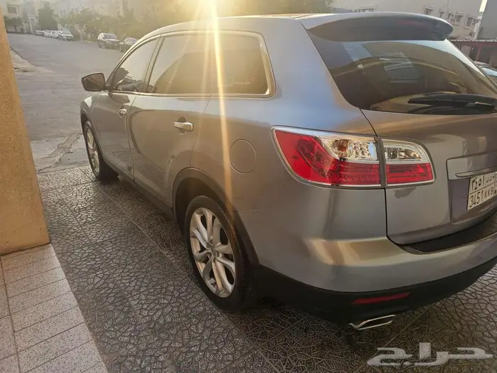 مازدا CX9 موديل 2011 نظيفة جدا 4