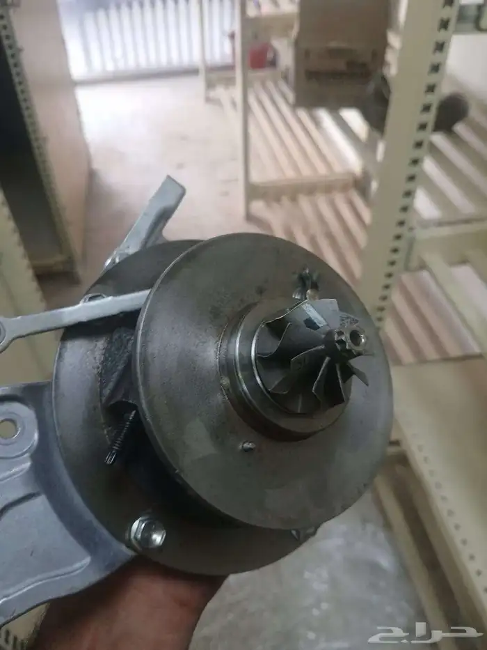 نص تيربو هايلوكس ديزل يركب من موديل 16الى 20 شبة جديد 5