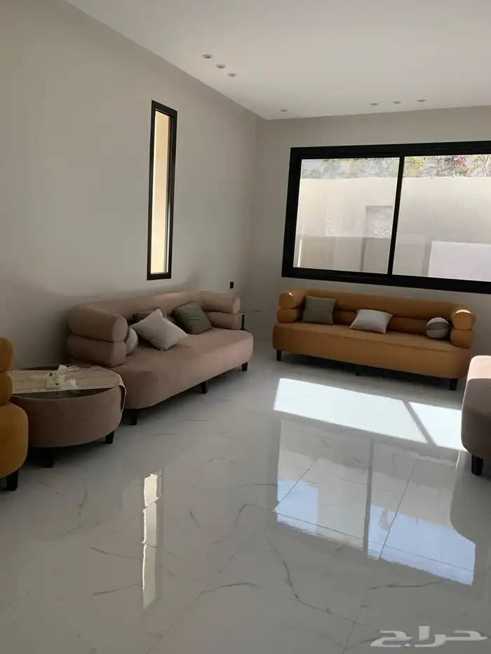 عدد ثلاثه كنب شبه جديد لم يستخدم 6