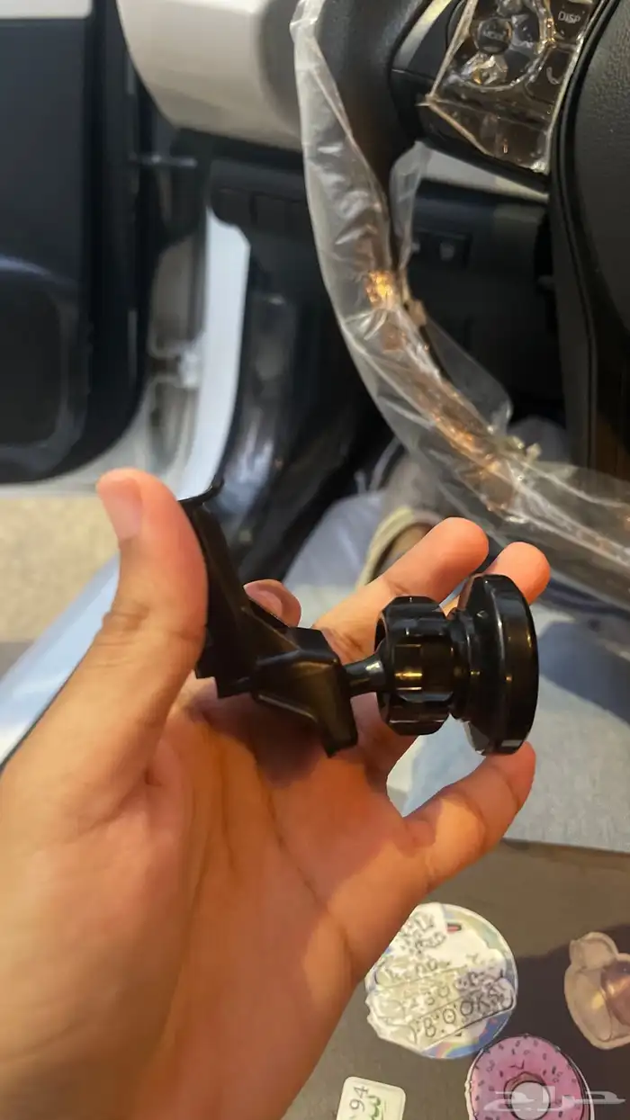 قاعدة تثبيت الجوال بدون غراء 2