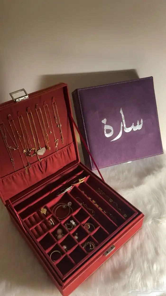 صندوق بمفتاح جديد لم يستخدم 0