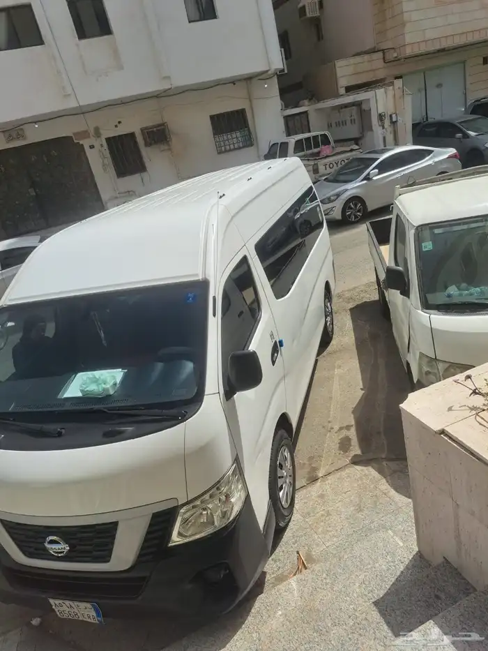 باص نيسان 2020 للايجار 1