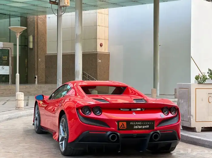 فيراري 4