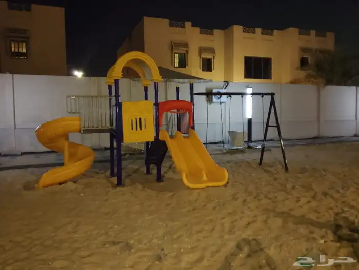 ألعاب حدائق ومراجيح واعمدة اناره وسلات نفايات وكراسي خشبيه 8
