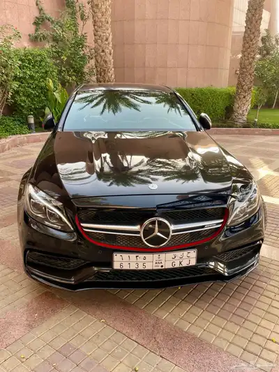 للبيع مرسيدس C63s موديل 2016 جفالي 13