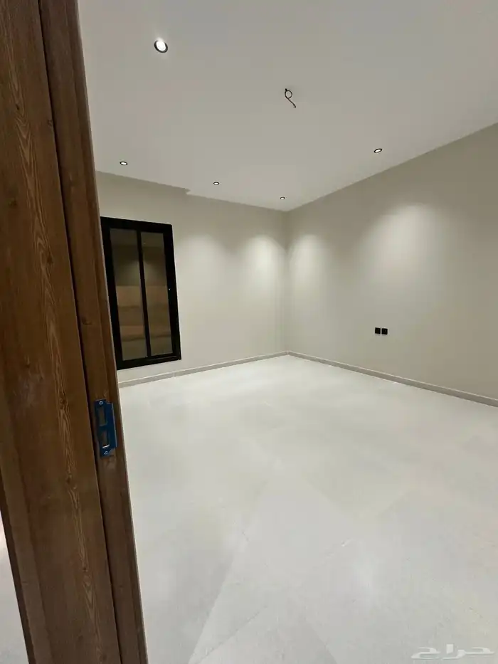 فله روف علوي حي البوادي 700 الف مدخل خاص 19