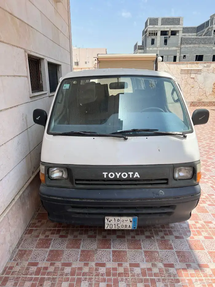 باص تويوتا موديل 1990 0