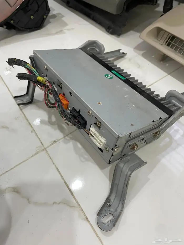 قطع واكسسورات لكسز 400 15