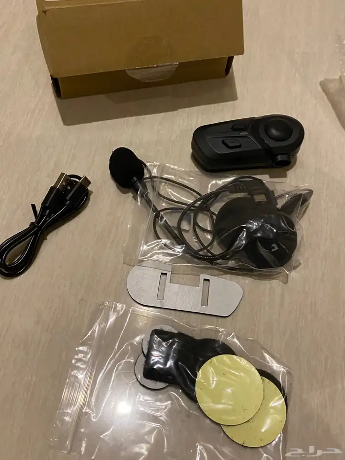 خوذة دباب وسماعة ومايك 7