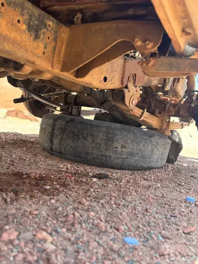 للبيع قطع غيار جيب شاص وربع 80 إلى 84 شرط بذن الله 9