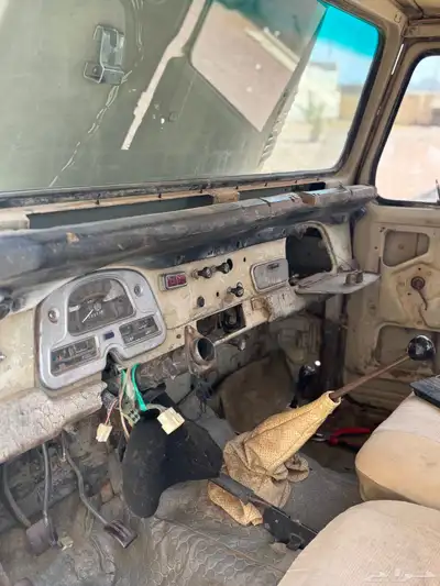 للبيع قطع غيار جيب شاص وربع 80 إلى 84 شرط بذن الله 5