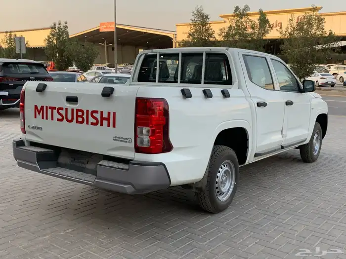 عرض خاص ميتسوبيشي L200 موديل 2024 ديزل 5
