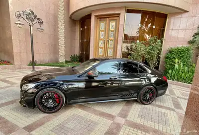 للبيع مرسيدس C63s موديل 2016 جفالي 12