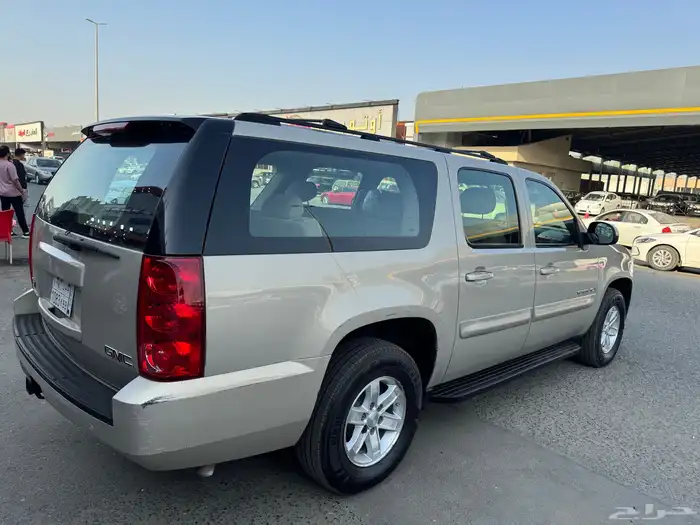 جمس يوكن 2007 XL ماشي 97 مالك واحد 5