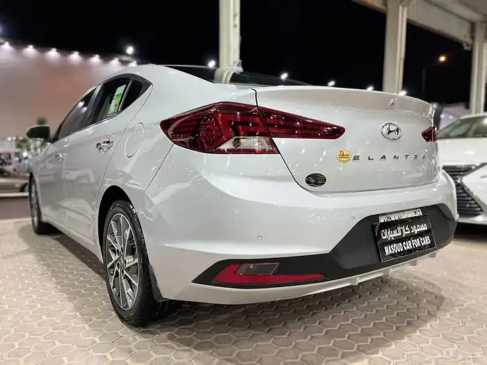 هيونداي النترا 2019 17