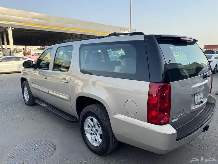 جمس يوكن 2007 XL ماشي 97 مالك واحد 6