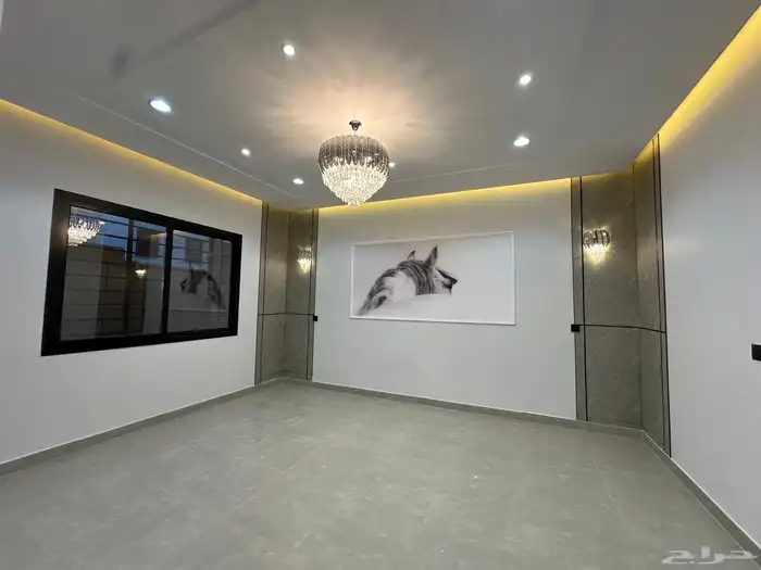 للبيع دور ارضي مع بايكه سياره تشطيب VIP موقع متميز بالمحاله 16