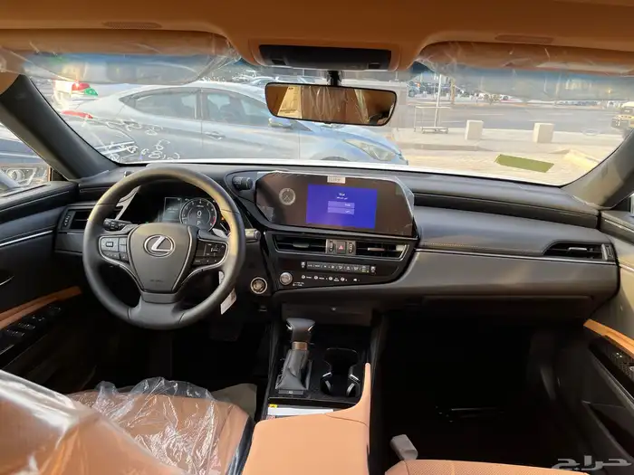 لكزس ES250 بنزين 2025 سعودى متاح اقساط وكاش 8