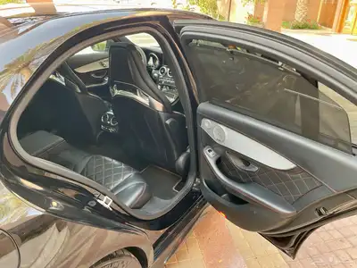 للبيع مرسيدس C63s موديل 2016 جفالي 40