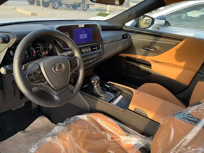 لكزس ES250 بنزين 2025 سعودى متاح اقساط وكاش 7