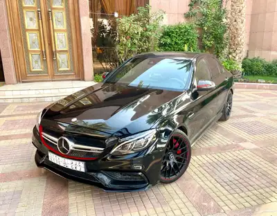 للبيع مرسيدس C63s موديل 2016 جفالي 5