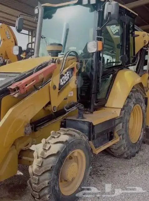 معدات للايجار حفارات عرجا jcb وشيول جديد 1