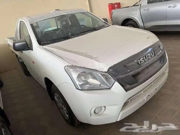 ايسوزو ديماكس 2025 2