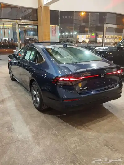 هوندا اكورد EX نص فل 2025 سعودي 6