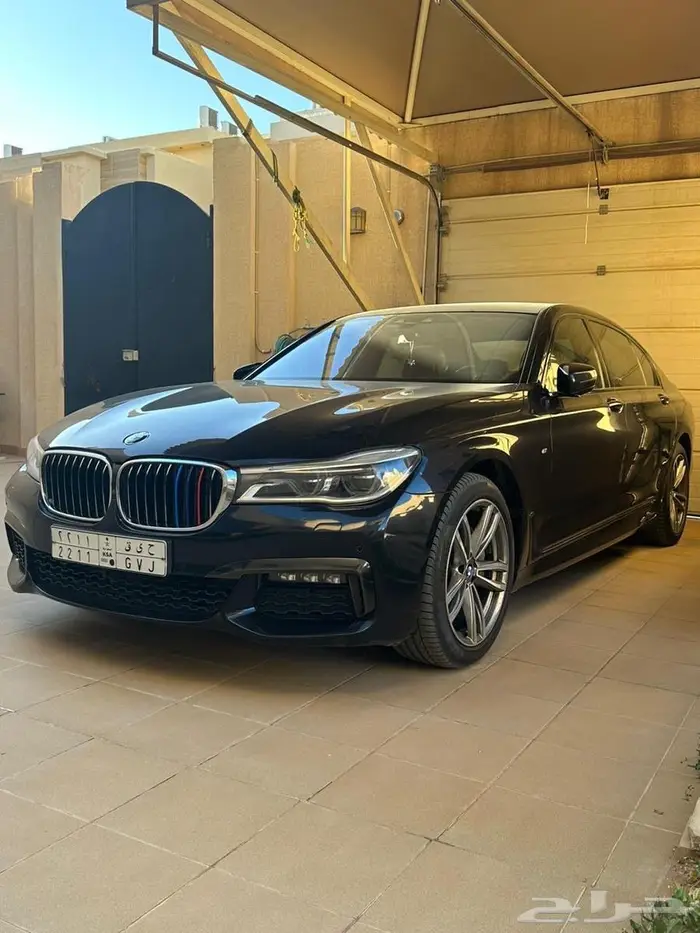 BMW 2016 فل كامل كت ام بلاك اديشن 7